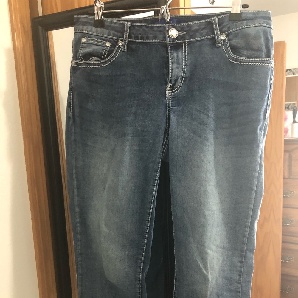 Apartment 9 Embellished Capri jeans